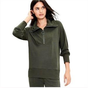 Lou & Grey SignatureSoft Quarter Zip Sweatshirt Top in Olive/Army Green